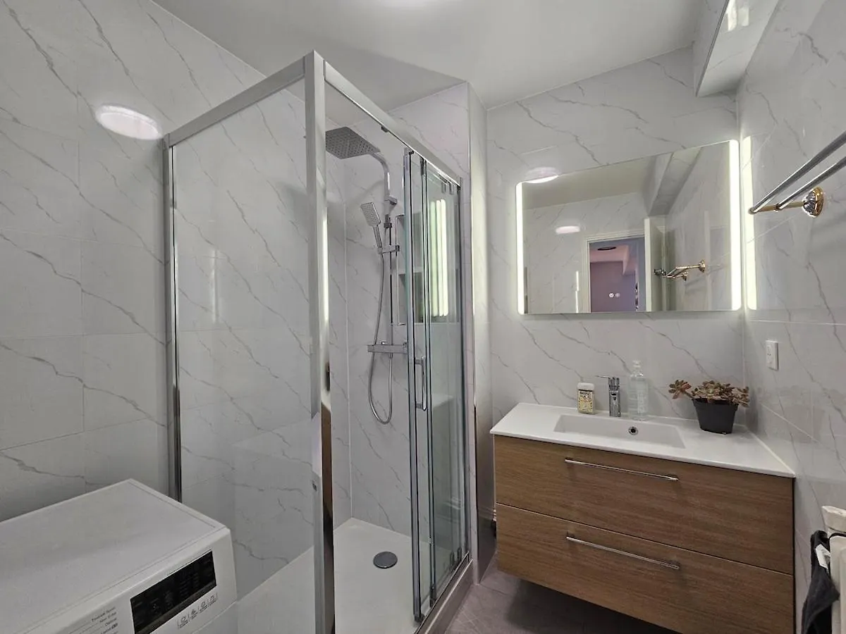 Apartment Grand Appt For 7P Center City Paris