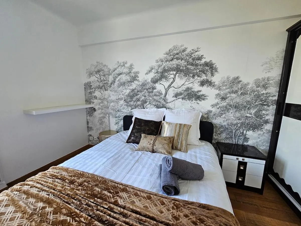 Grand Appt For 7P Center City Paris